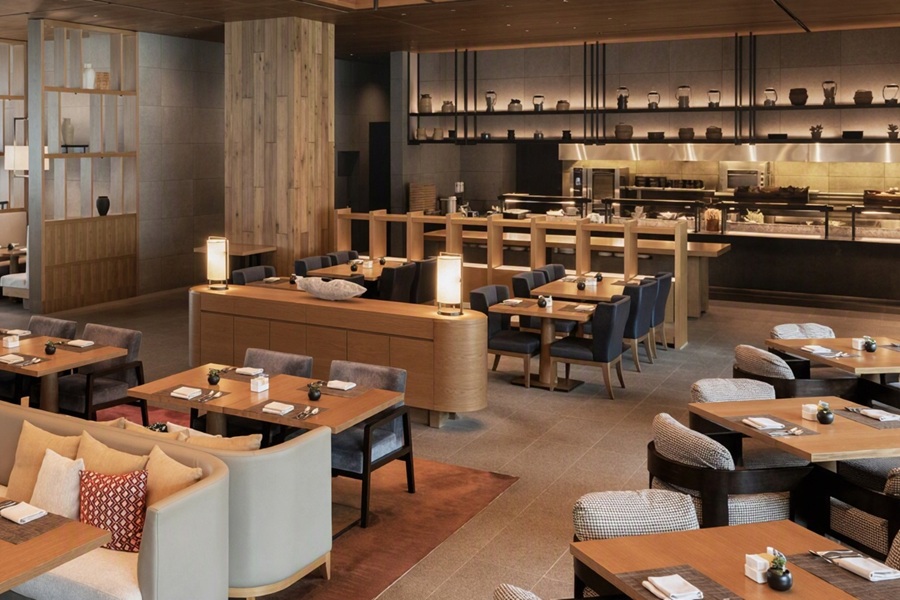 Modern and cozy interior dining space of Park Kitchen and Roche Cafe at Park Roche Resort